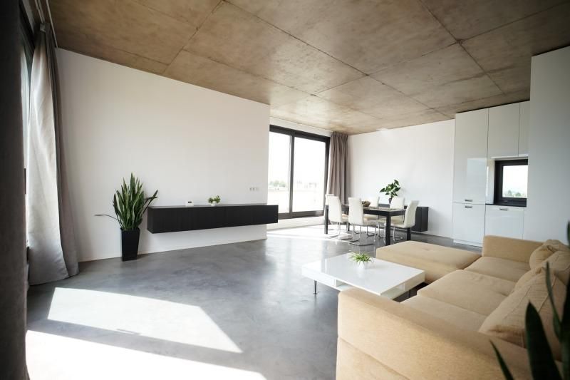 Дава се под наем Двустаен апартамент в София, Горубляне - 159 кв.м за 1000 € - Снимка #2