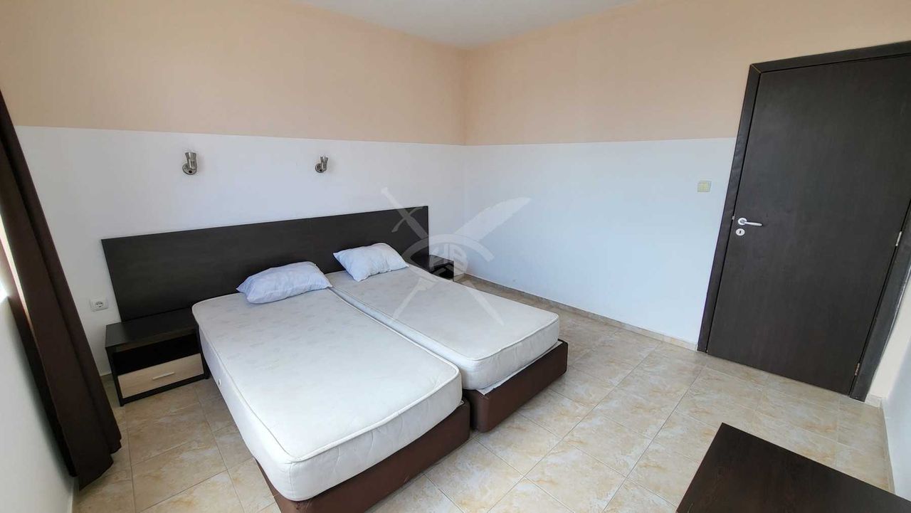 Продава се Двустаен апартамент в Поморие - 81 кв.м за 1254 €/кв.м - Снимка #4