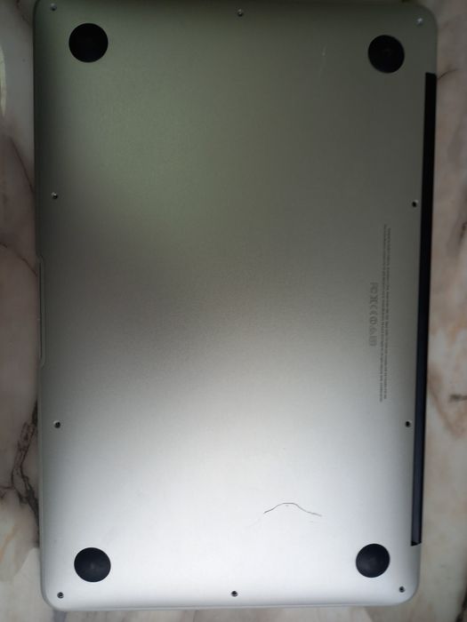 Лаптоп Apple MacBook Air A1465 EMC 2631 Intel Core™ i5-4250U за части