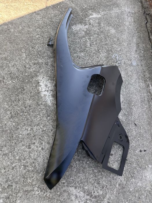 Aripă dreapta spate skoda superb 3.v.