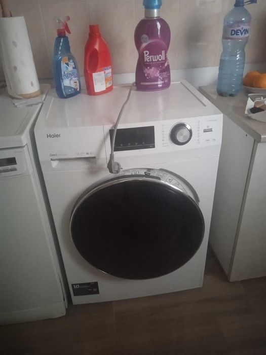 Продавам пералня "Haier" в гаранция