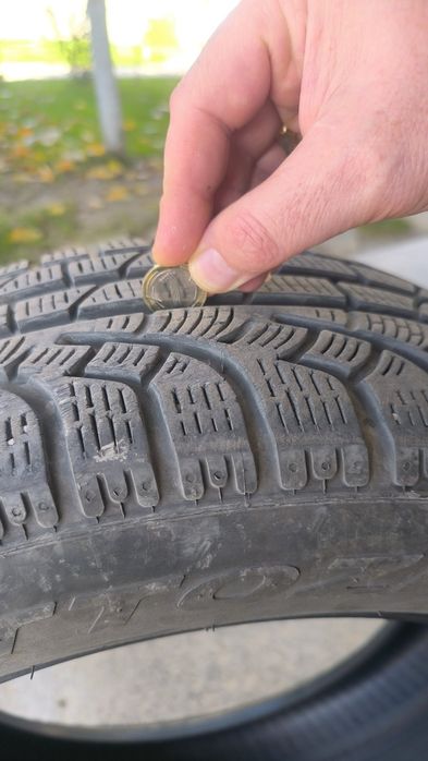 Pirelli 215 55 17
