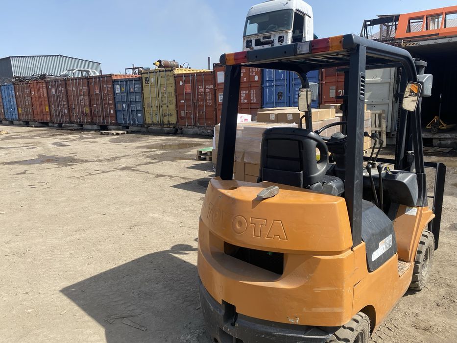 Аренда кары,Разгузка фур,газелей,хранение,отправка груза по регионам.