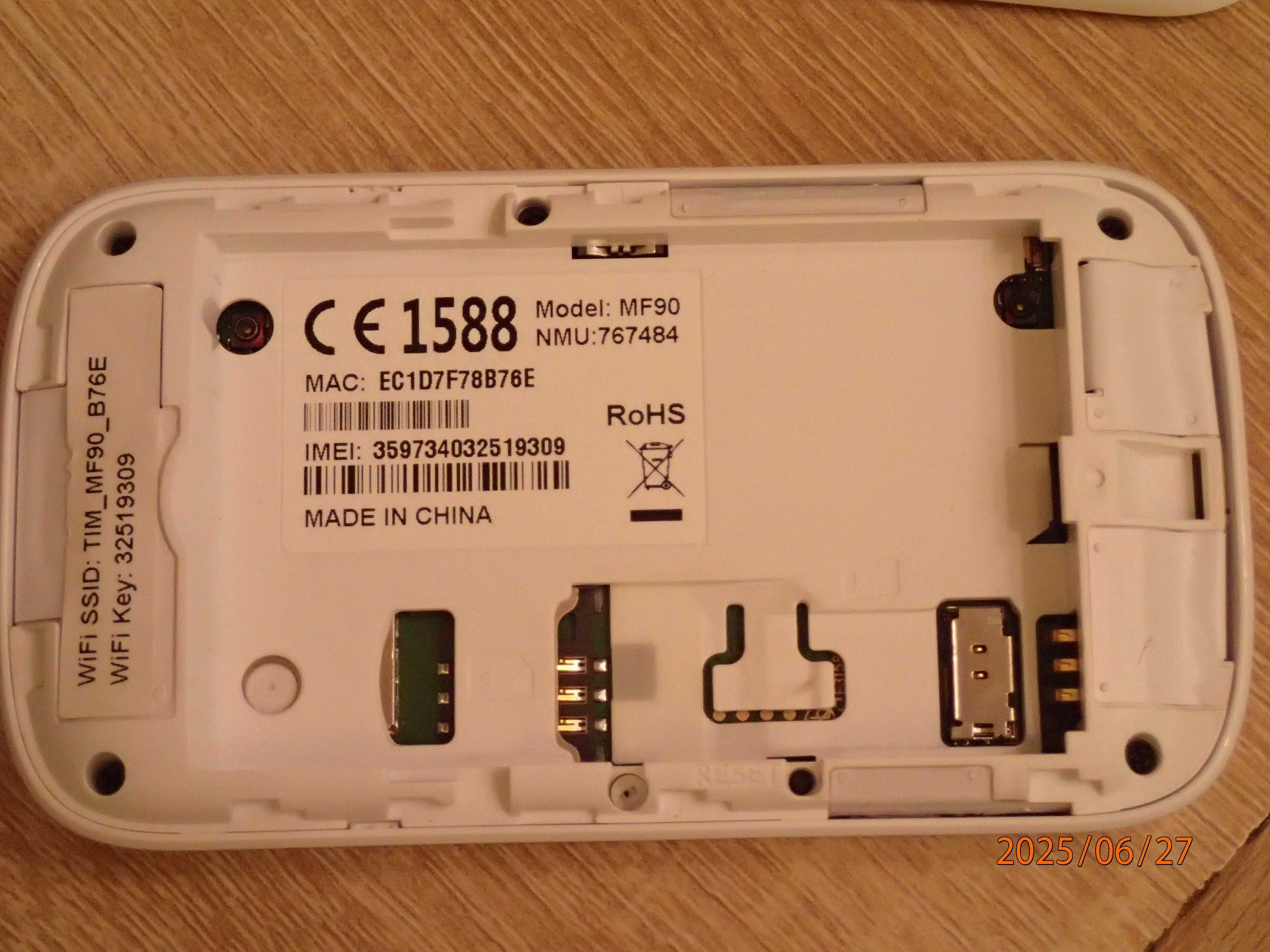 Modem portabil 4G-LTE,model ZTE MF90 liber in orice retea