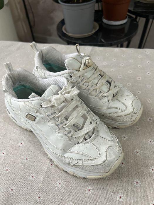 Продаются кроссовки