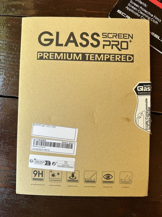 Folii ; huse IPAD 9 ( NOI )