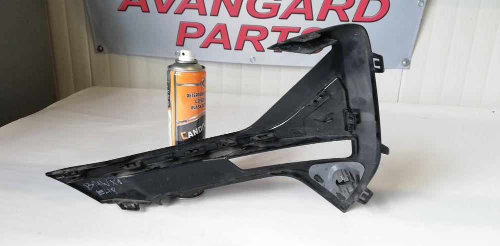 Дясна решетка за предна броня BMW X1 F48