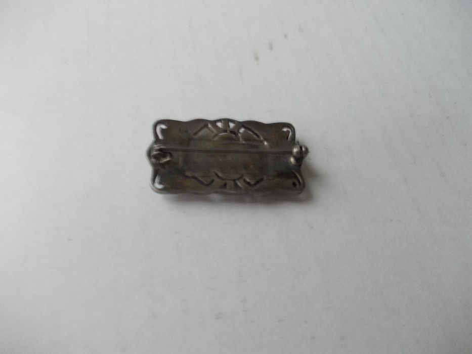 Brosa veche din argint cu onyx si markasite 1