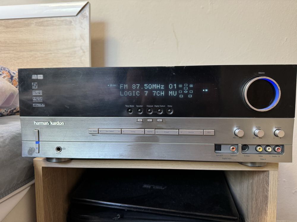 Harman Kardon AVR-235
