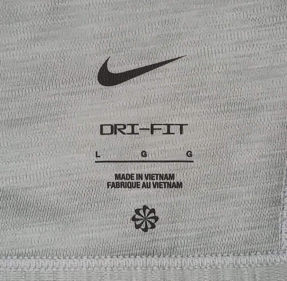 Nike DRI-FIT Bra оригинално бюстие L Найк спорт фитнес тренировки