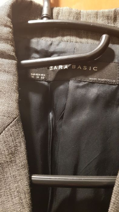 OCAZIE !!!  2 Costume 2 piese Zara si 1 Dika