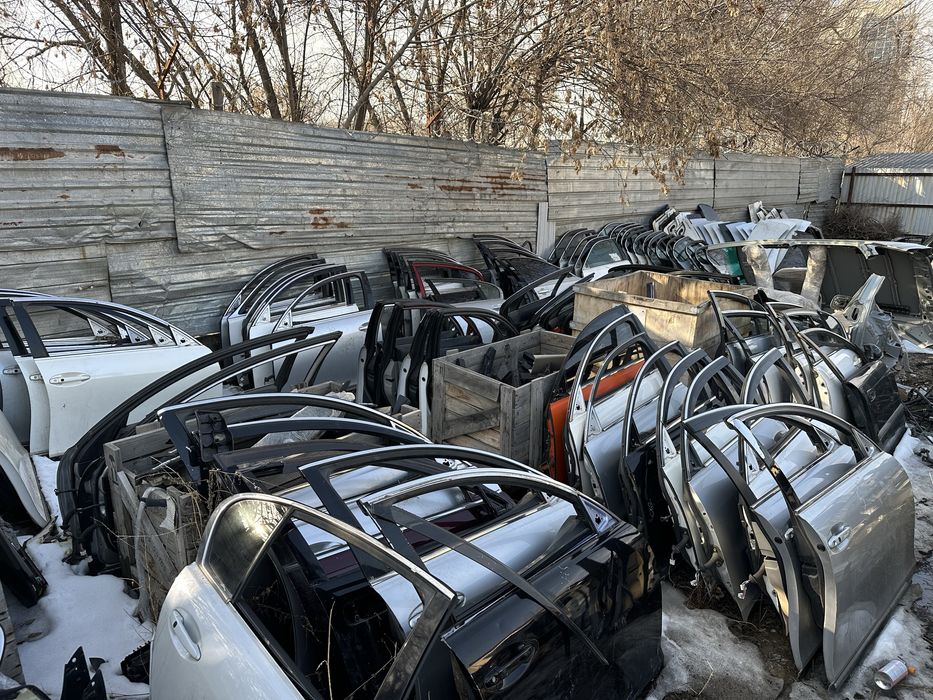 Двери Лексус Тойота Gs Rx Es Camry 40 50 оригинал привозные