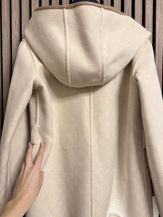 Двулицево палто Louis Vuitton