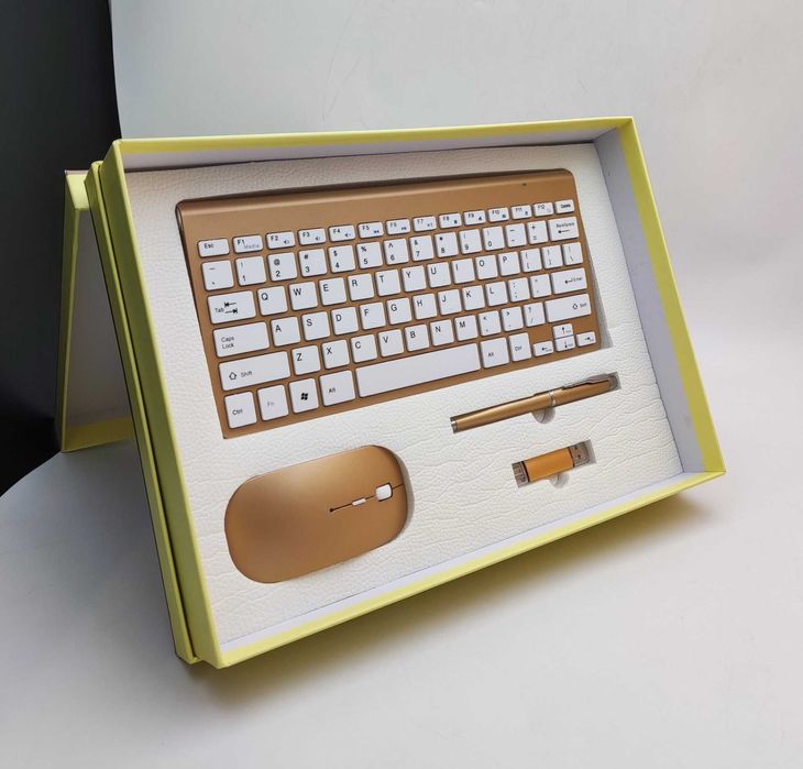 Клавиатура + оптическая мышь