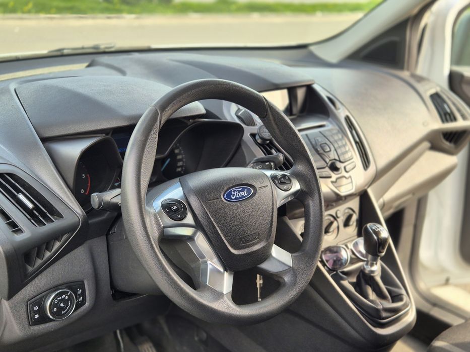 Vând/schimb Ford Transit Connect
