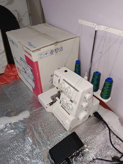 Оверловка сатылады Janome