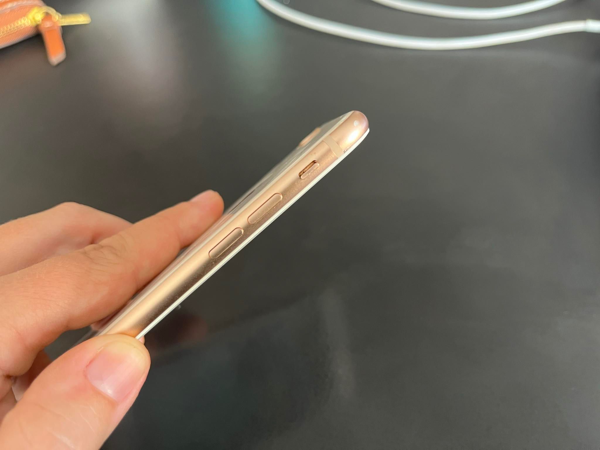 Iphone 8 64GB gold