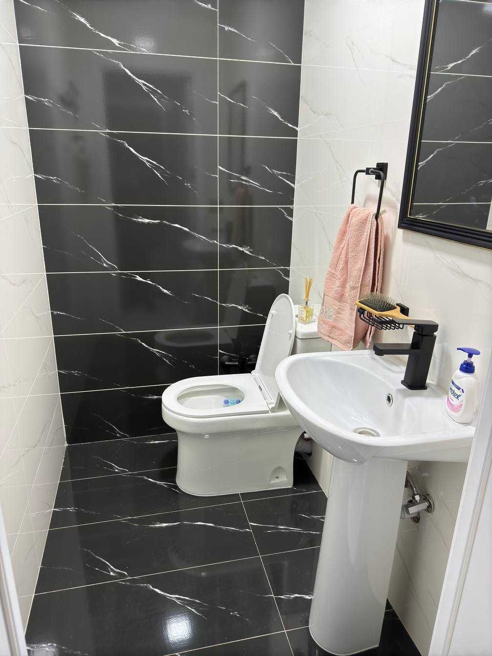 Продается офис 55м2 с мебелью. Ориентир Ц-7 110 Школа