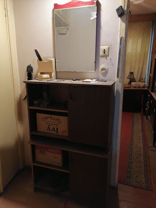 Книжные полки шкаф