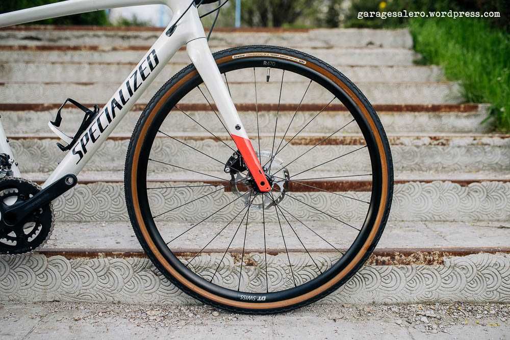 Gravel cursiera Specialized Diverge carbon SWorks DTSwiss Selle Italia