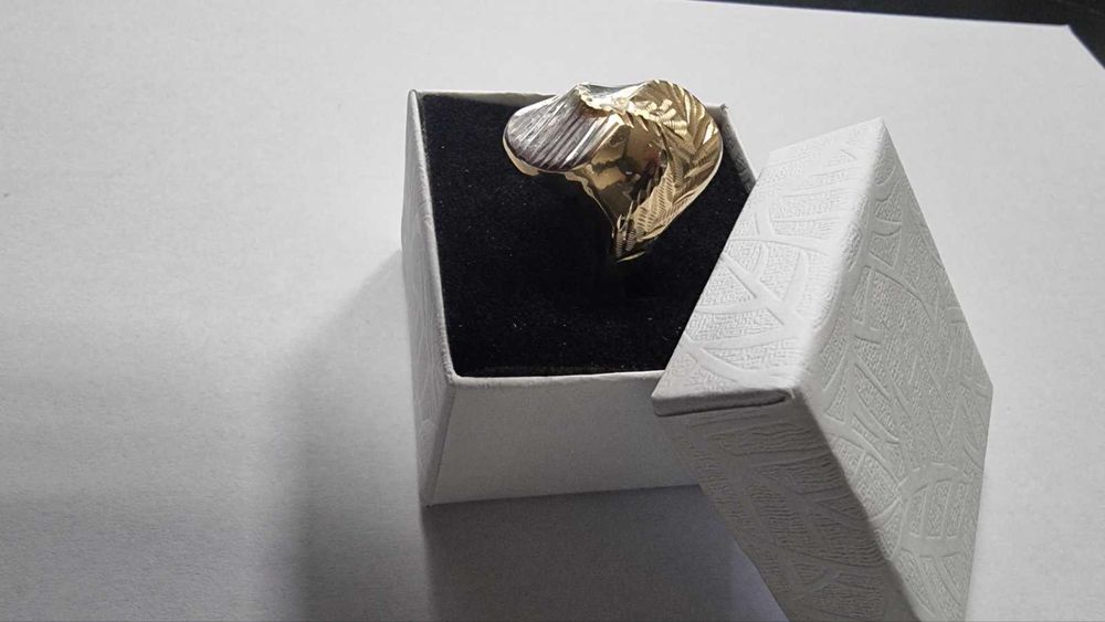 ***TОП ЦЕНА*** Златен пръстен 2,8 грама