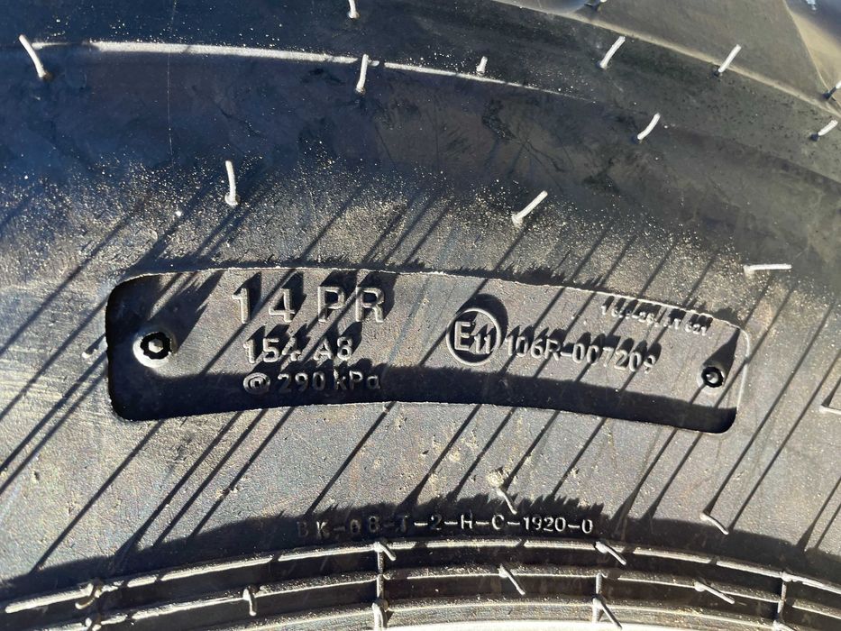 Anvelope marca BKT cu 14pr livrare acasa Cauciucuri JCB TEREX 16.9-28
