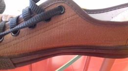 Продавам нови кецове