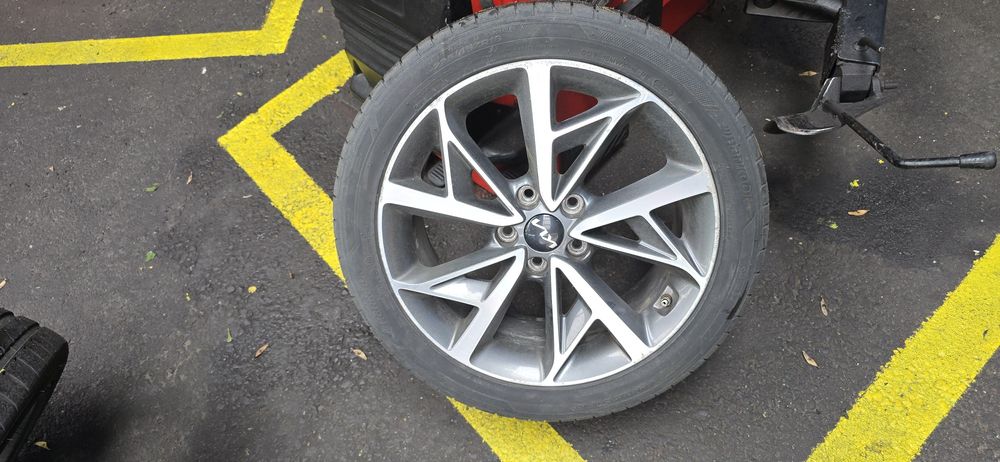 Set 4 anvelope de vara 18" Hankook si Riken