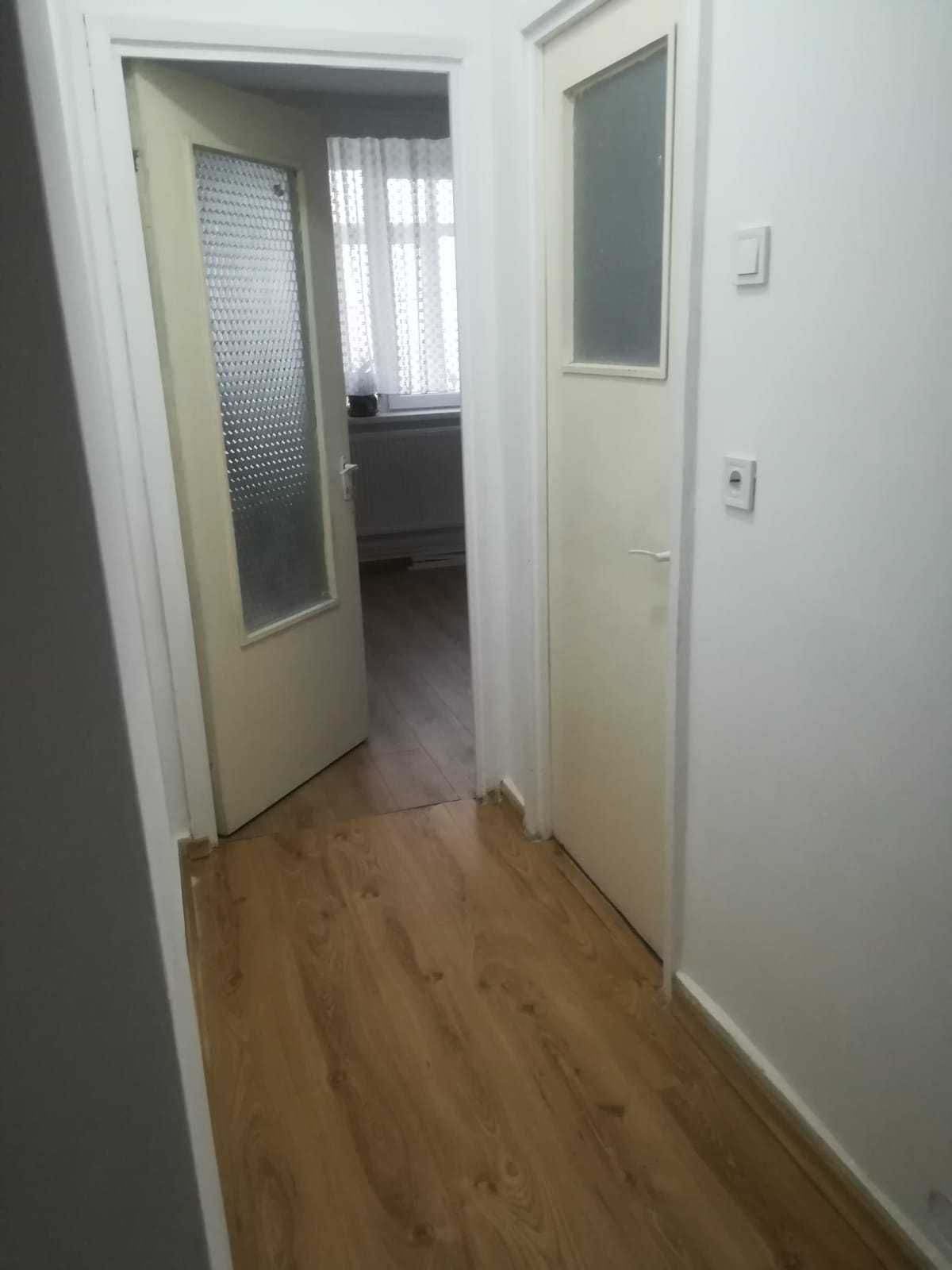 Vând apartament 2 camere decomandat cu îmbunătățiri, 58 mp