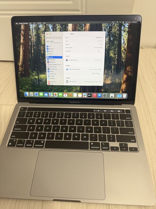 Laptop MacBook Pro 13” 2020 Procesor M1 16Gb 256Gb