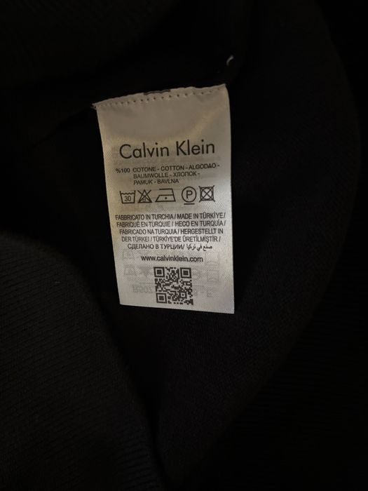 Vand pulover Calvin Klein - nou cu eticheta