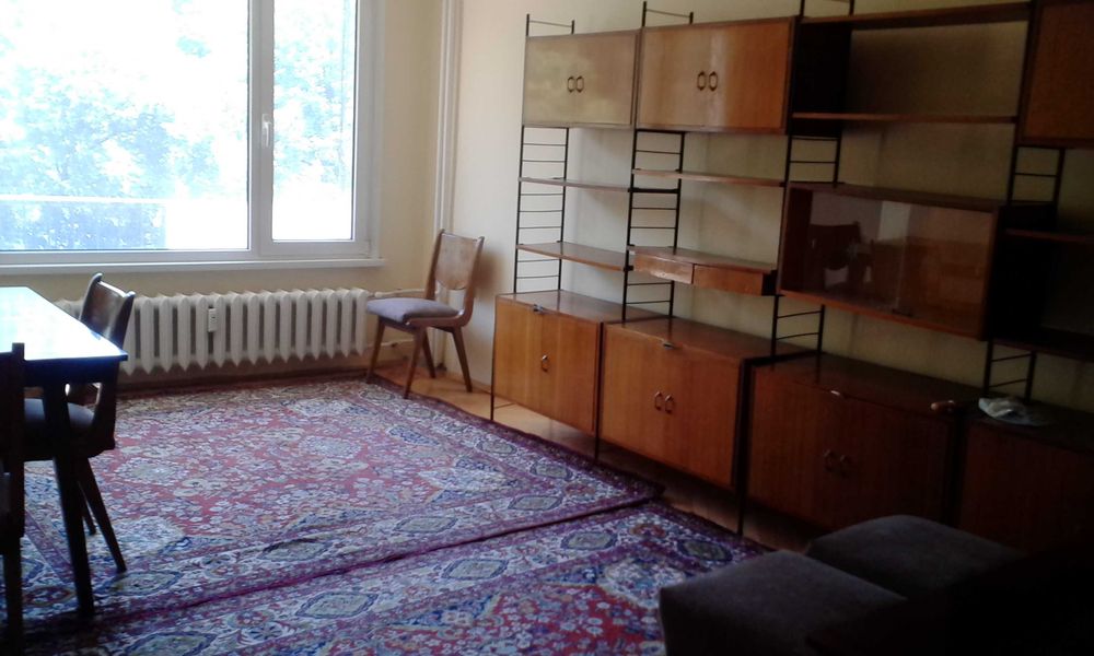 Ремонтиран- топ място до магазин „Кауфланд”  ул."Юнашка песен"