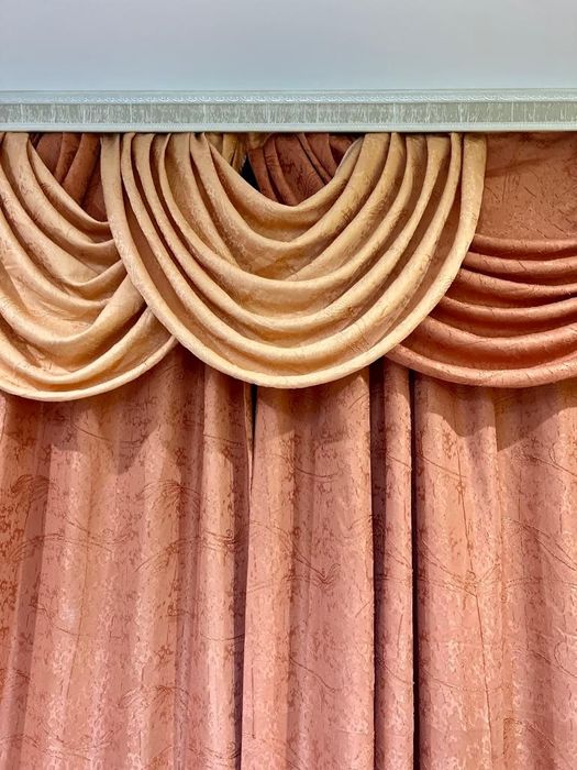 Продаю шторы для гостиной или спальни