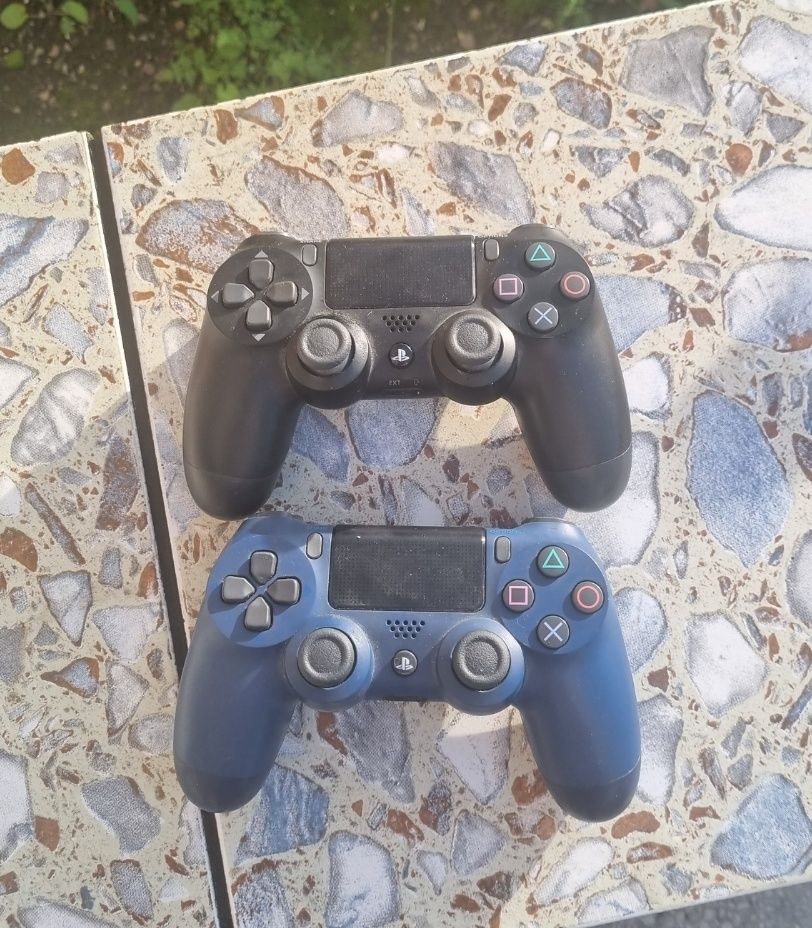 Controllere pentru Ps4