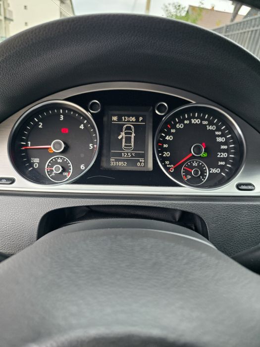 VW PASSAT B7 2.0 2012