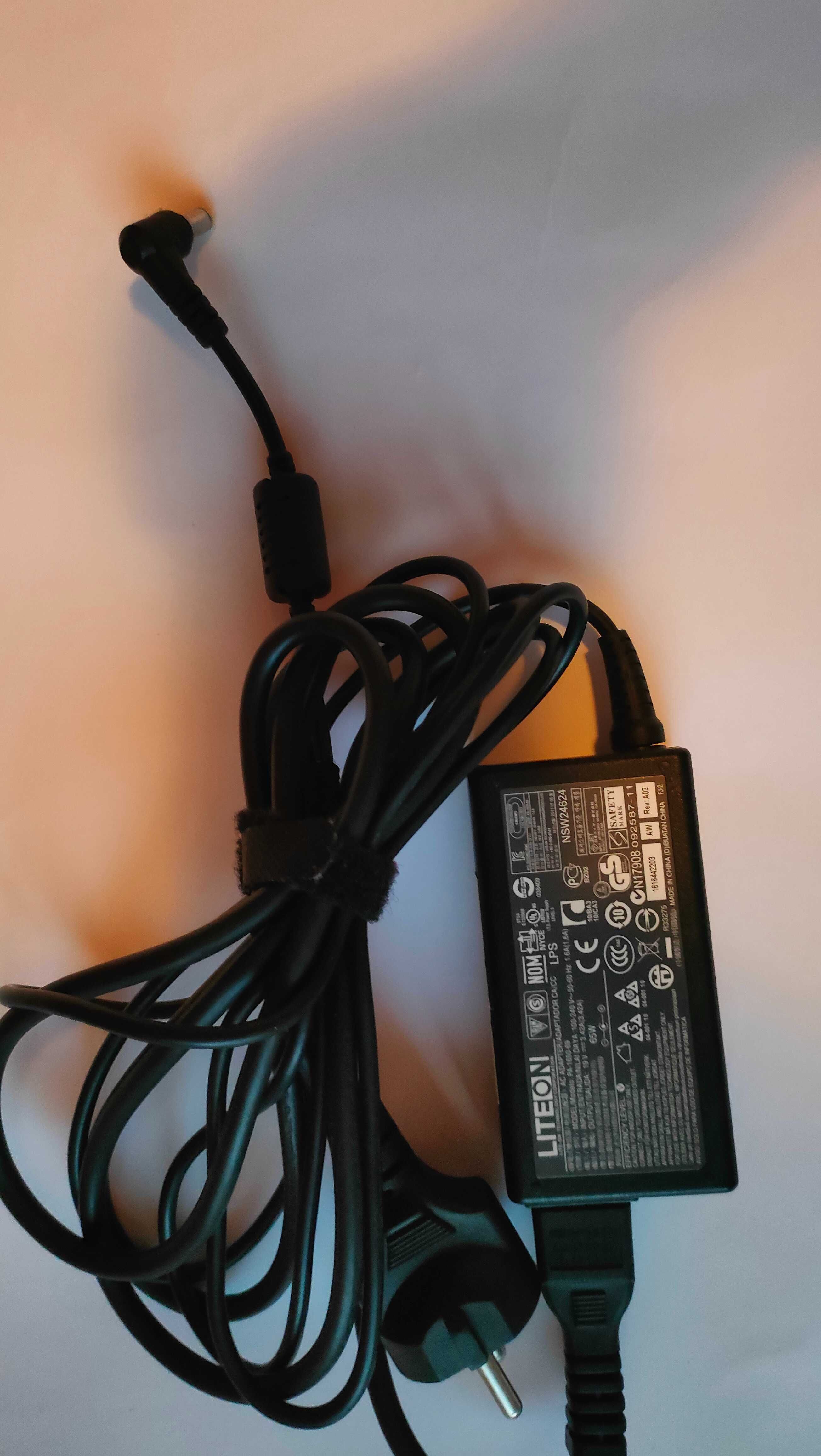 Оригинално зарадно за лаптоп Acer 65w / 19v/ 3.42a букса 5.5х1.7