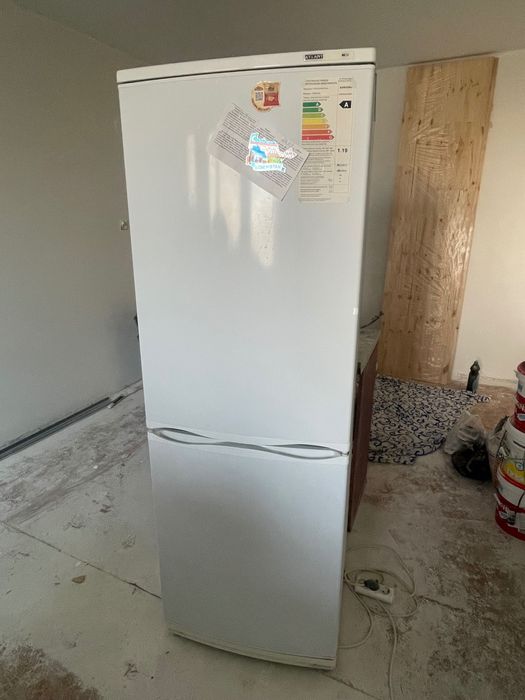 Холодильник Atlant бу