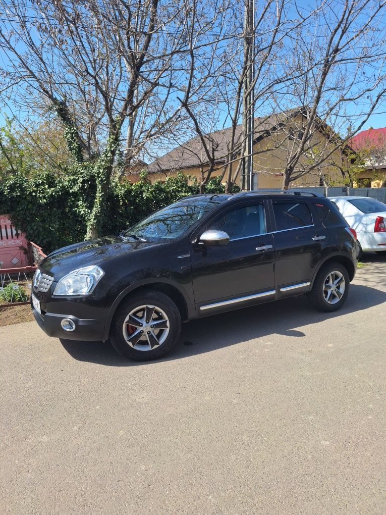 Vand Nissan qashqai 4x4full