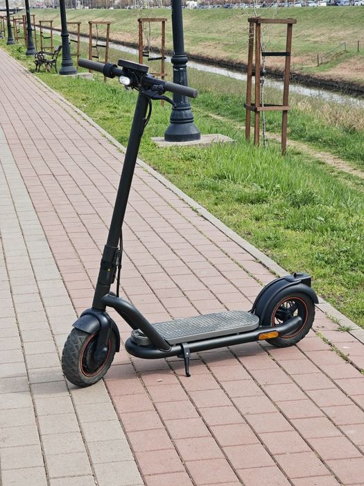 Trotineta electrica Navee N65 25km/h, 500W, 12.5 Ah