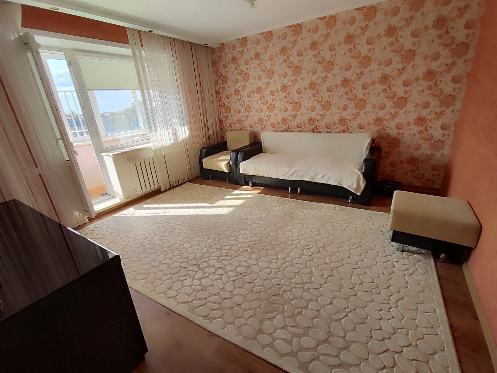 Продается 2-комн (7-30, 6 эт)