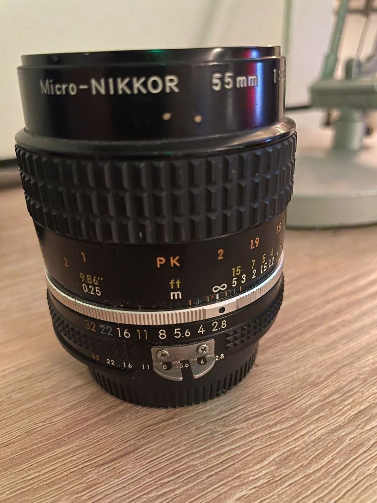 Nicon Micro Nikkon 55mm f/2.8 Lens