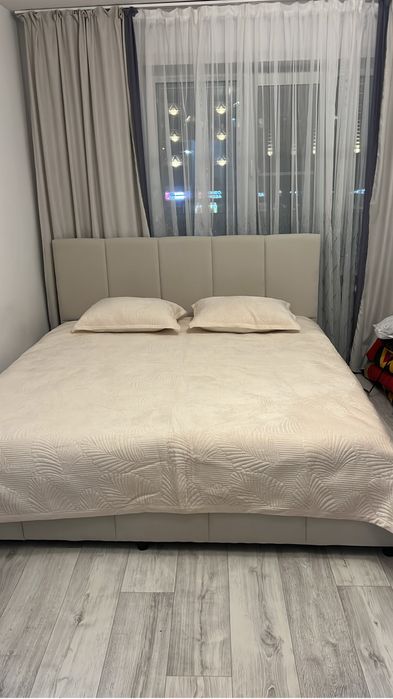 Двухспальный кровать с бесплатной доставкой