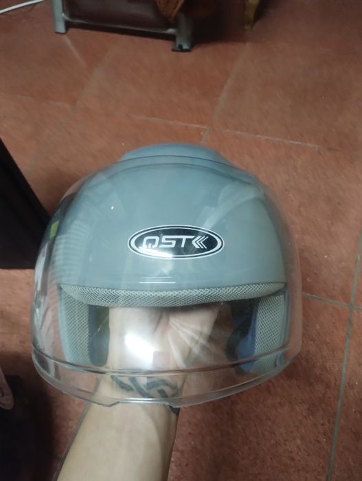Baterie bicicleta electrica,încărcător ,2 căști de protecție