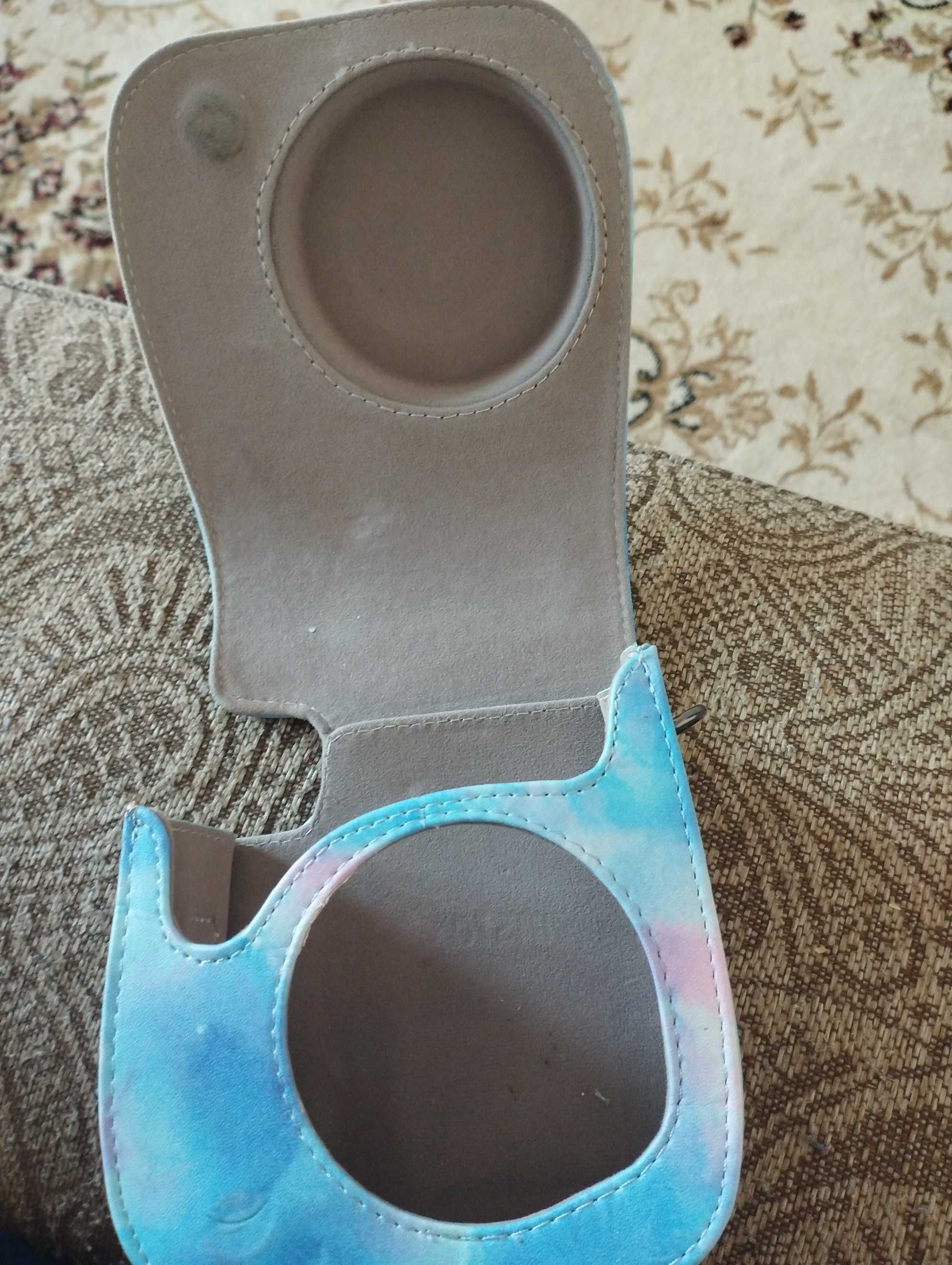 Продам чехол для instax 12 mini
