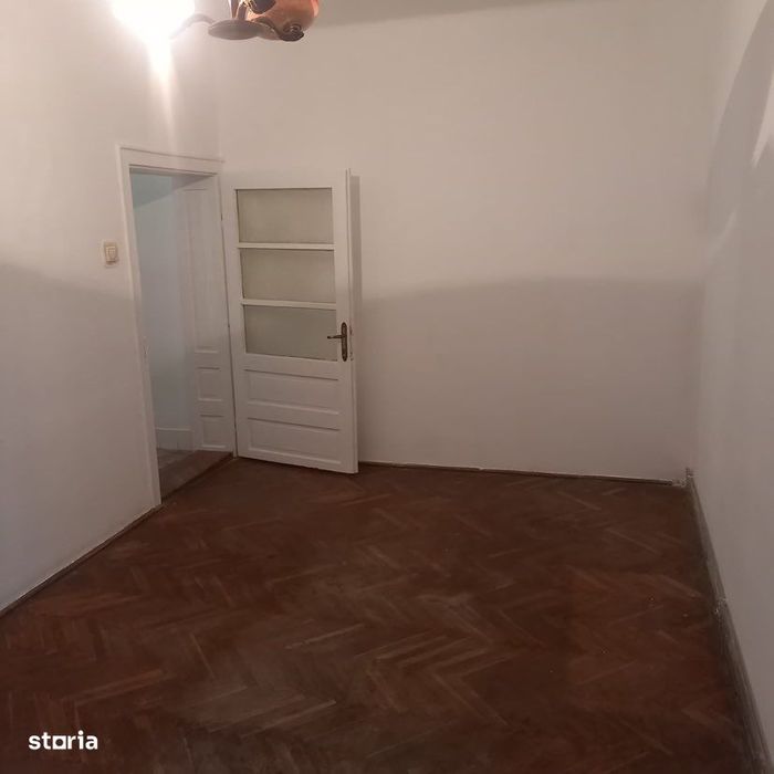 Apartamente cu 3 camere de vanzare, la casa in asociatie , 59.500 euro