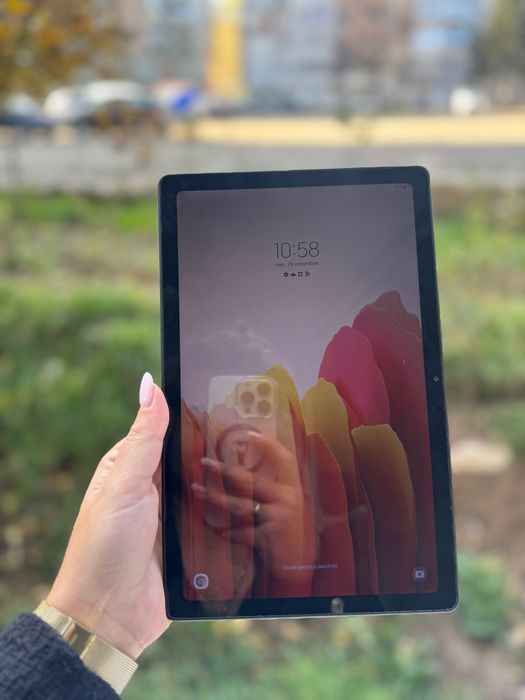 Vând tabletă Samsung Galaxy Tab A7 (Wi-Fi, 10.4”) – stare excelenta