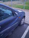 Vand ford fiesta avariat 1.6 benzina