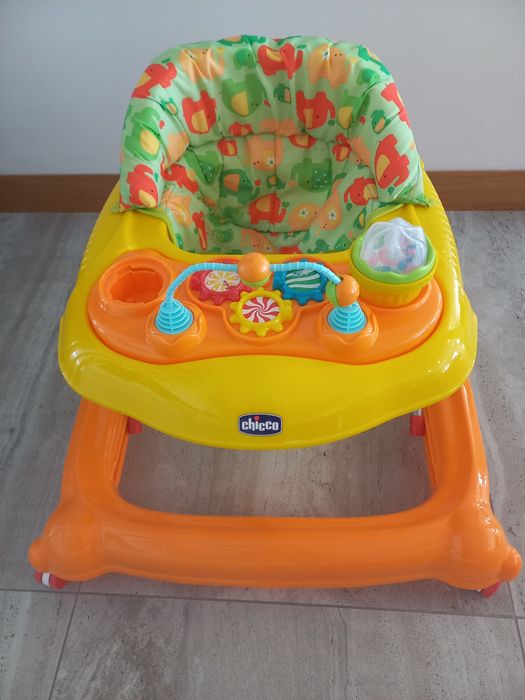 Проходилка на Chicco