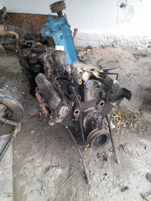 Зил запчастлар сотилади