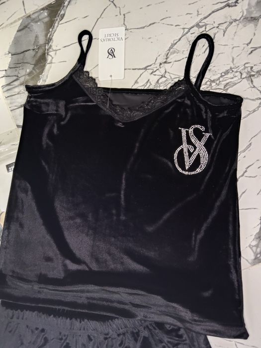 Pijama victoria secret de damă